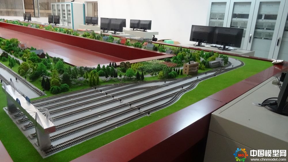 城市軌道交通行車調(diào)度指揮實訓(xùn)系統(tǒng)沙盤模型