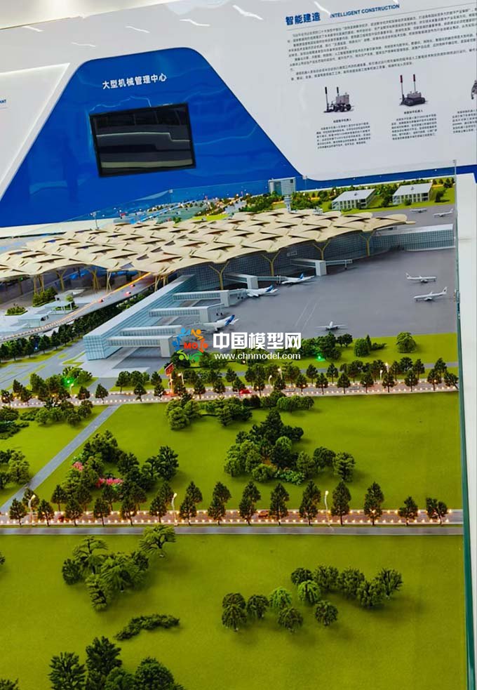 智能建造機(jī)場大型機(jī)械管理沙盤模型